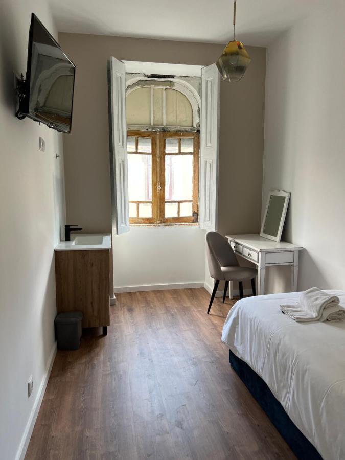 A Portuguesa Guest House Porto Exterior photo