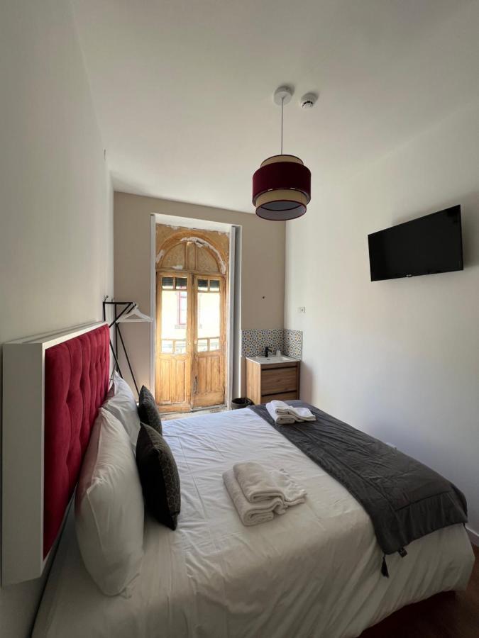 A Portuguesa Guest House Porto Exterior photo