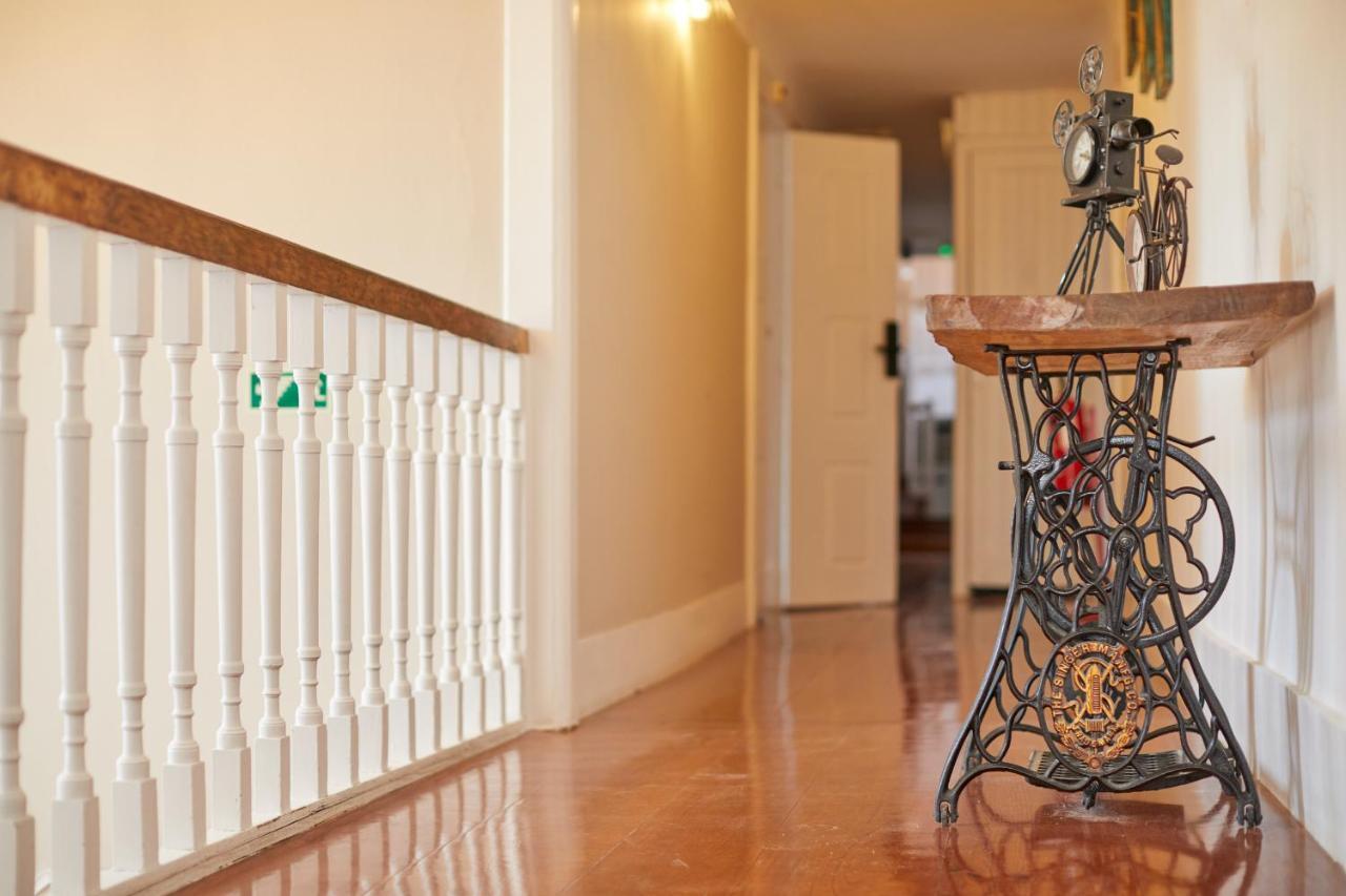 A Portuguesa Guest House Porto Exterior photo